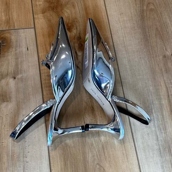 NWT Gianni Bini Marlie Silver Metallic Pointy Slingback Dressy Heels Size 8 - Picture 6 of 14
